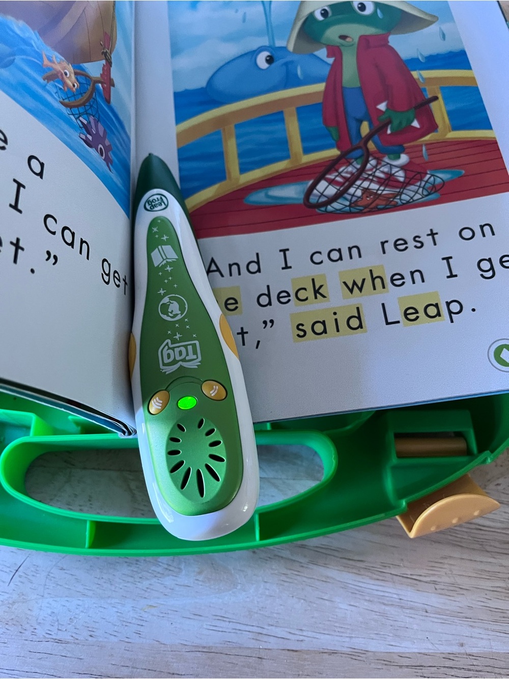 LeapfrogTag Reading System - Picture 3 of 4